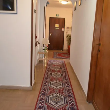 Casa Confort Bed & Breakfast *